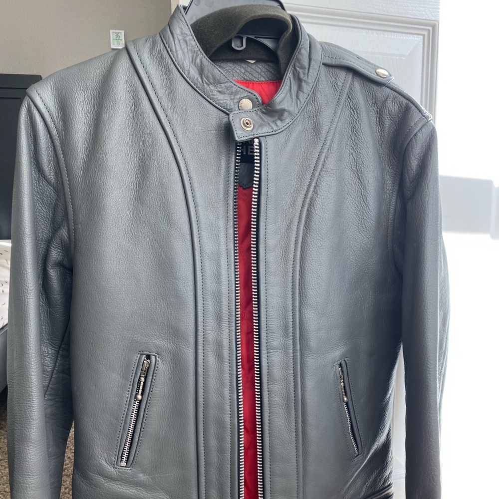 Men’s/ women’s leather jacket